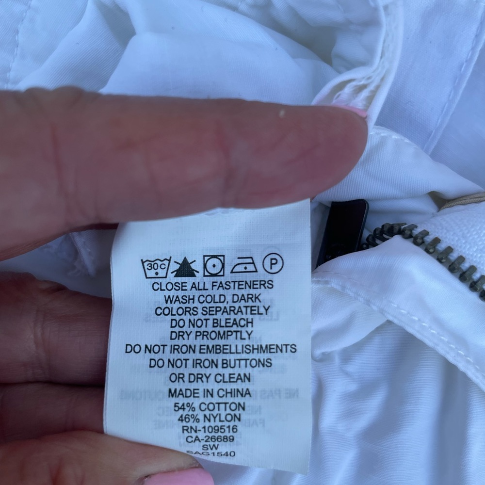 Men’s white Victorinox shorts Sz. 38 - Picture 6 of 10
